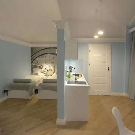 Toop - Near Market Square Apartament